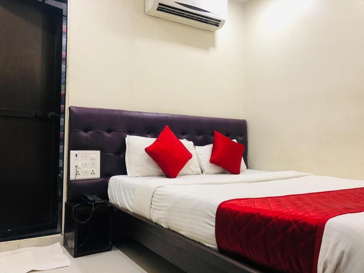 Hotel Guestinn Residency มุมไบ ภายนอก รูปภาพ