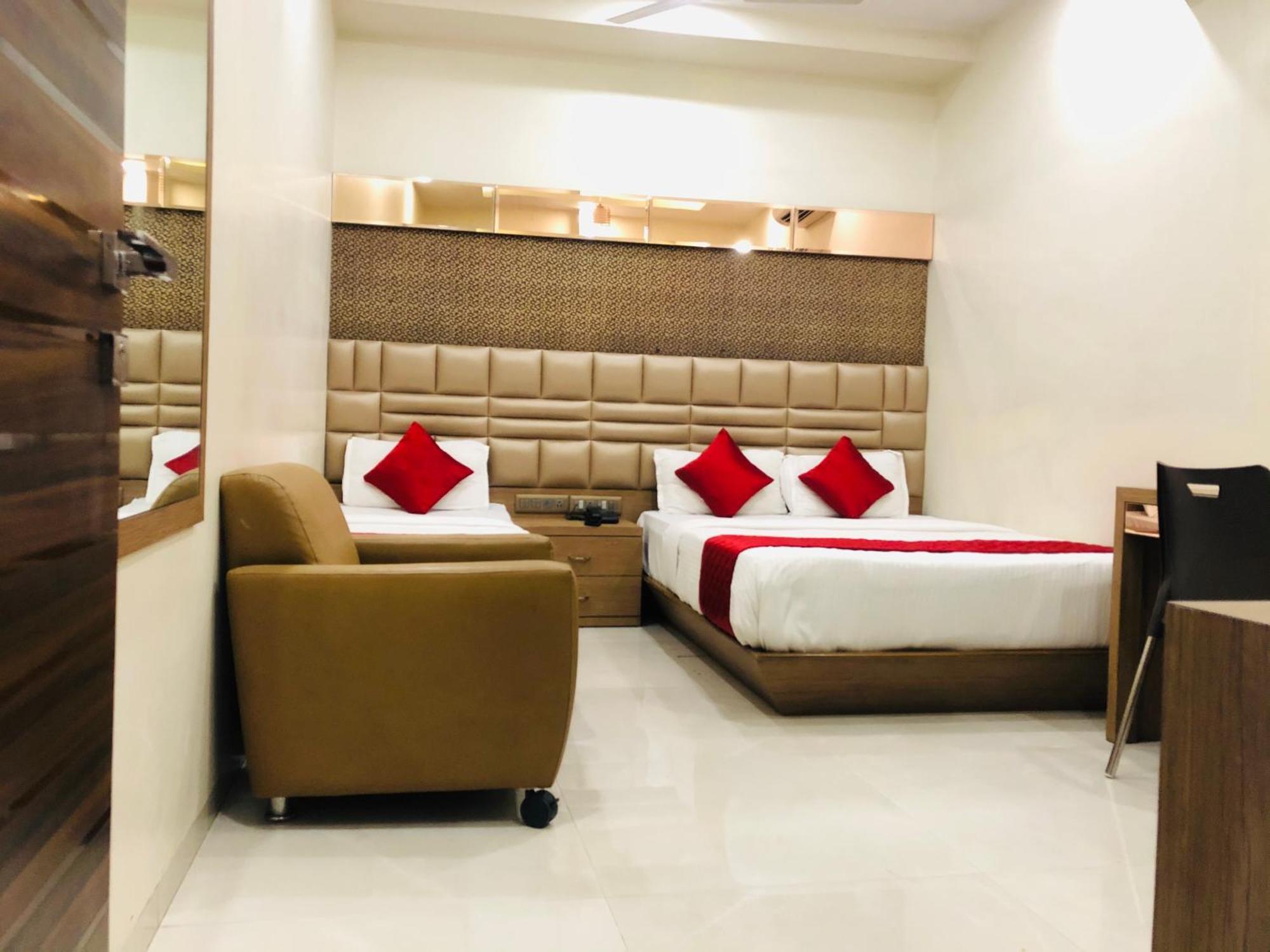 Hotel Guestinn Residency มุมไบ ภายนอก รูปภาพ