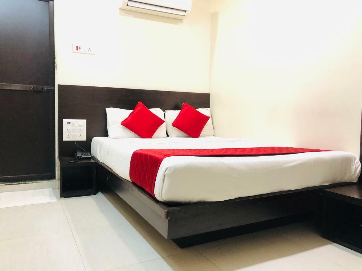 Hotel Guestinn Residency มุมไบ ภายนอก รูปภาพ