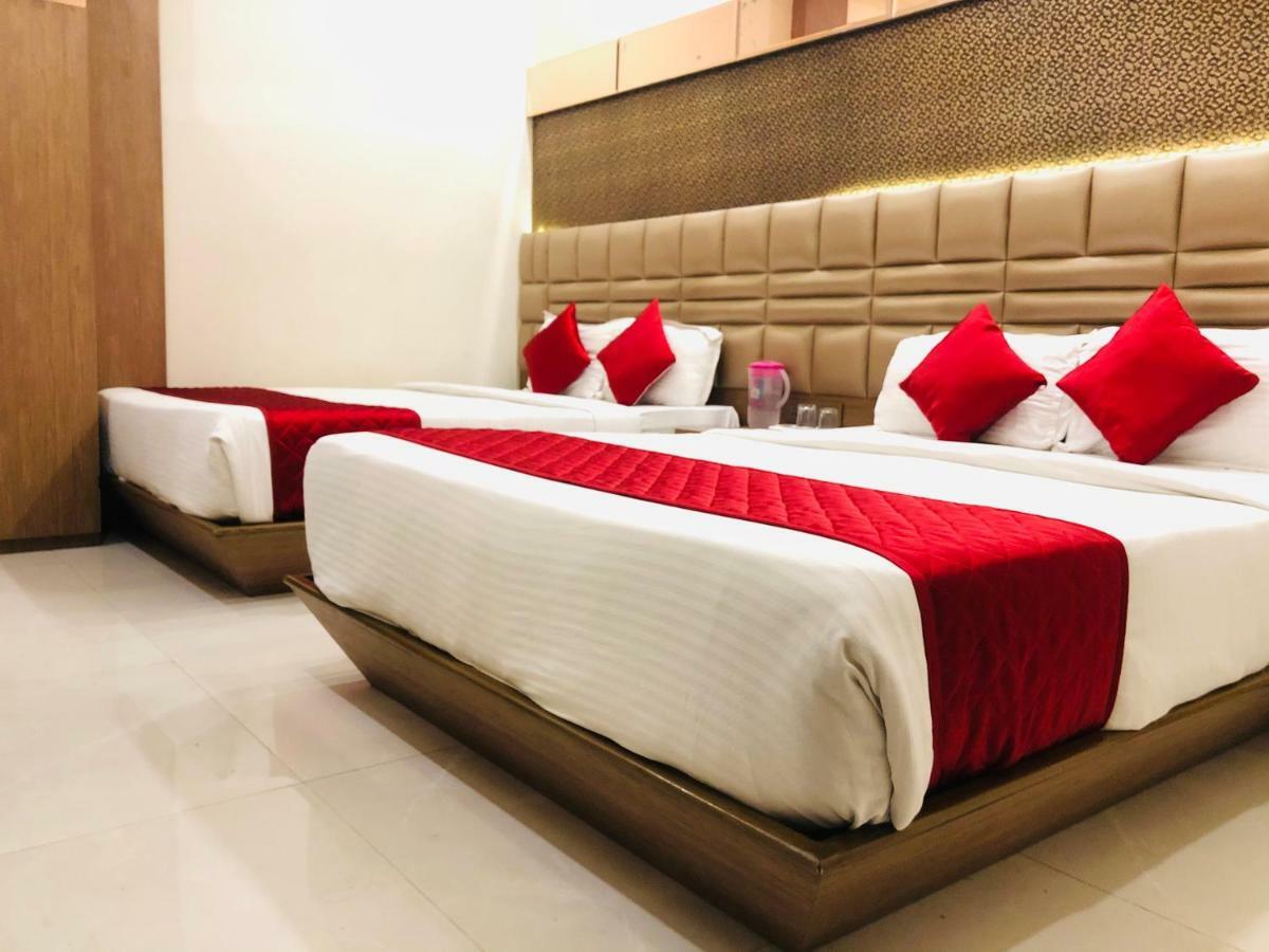 Hotel Guestinn Residency มุมไบ ภายนอก รูปภาพ